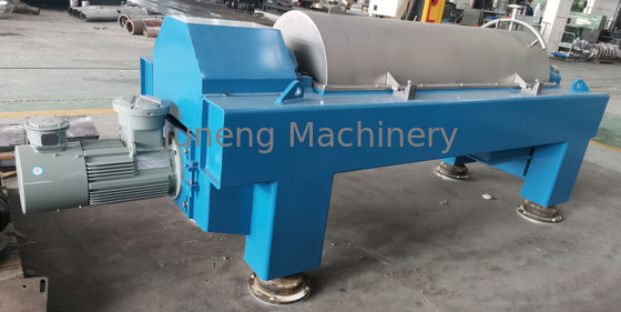 Two Phase Scroll Decanter Discharge Centrifuge 380V For Dewatering